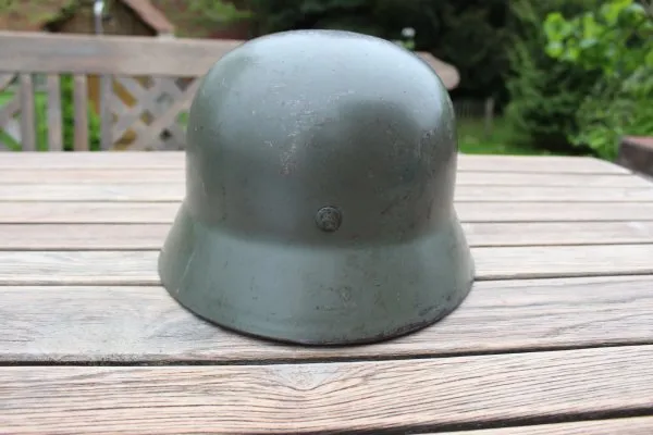 Former SS helmet M35 apple green with double emblem and acceptance stamp, manufacturer Q66