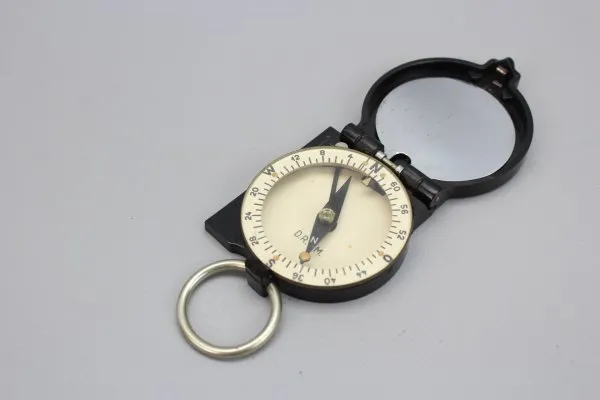 ww2 Marching compass, compass from the company "Busch Rathenow"