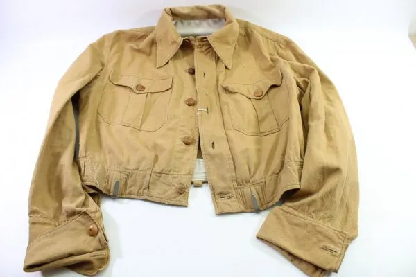 HJ Uniform mit Jacke und HJ Hose