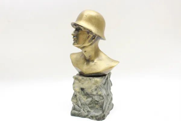 Soldier bust on base, table decoration with steel helmet M34