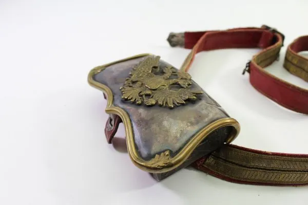 Österreich-Ungarn - Kartuschkasten für Offiziere für berittene Truppen. Gest. Hoflieferant Altenburg