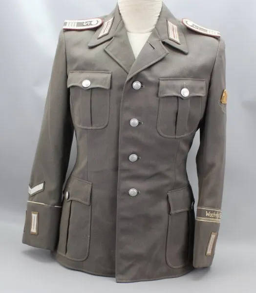 Frühe NVA / DDR Uniformjacke Wachregiment „Feliks Dzierzynski“ Stasi Offiziersschüler im 4 Studienjahr