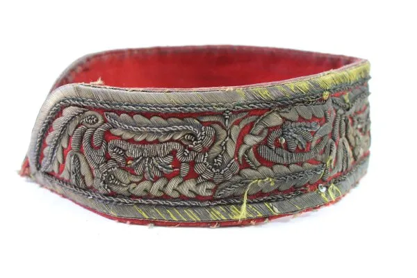 Prussian Collar Patches - Patches for Generals Hand-embroidered metal thread on red cloth,