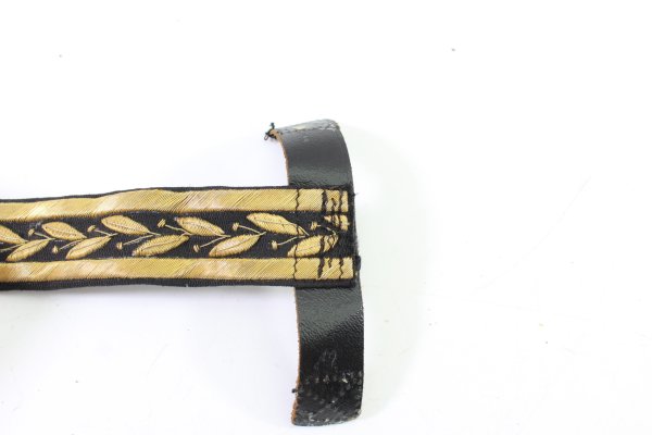 Leder Riemen mit Goldgespinnst Metallfaden