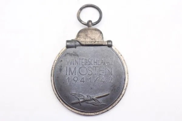 Medaille Winterschlacht im Osten – Ostmedailie, Hersteller63