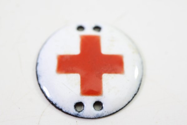 2 Rot Kreuz Abzeichen, Emailliert und gesetzlich geschützt