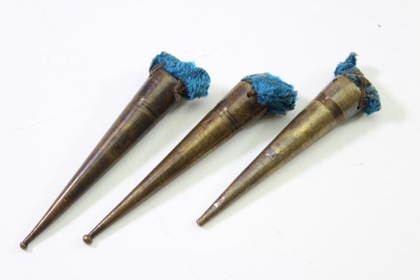 Nestelenden aus Messing für Nestel Band zum Verschließen von Uniformen