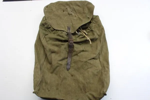 WW2 Wehrmacht backpack of the Luftwaffe 1942 m. Manufacturer