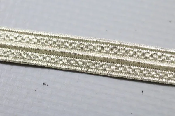 Tresse Uniform Silber Litze. Litzenbreite 7 mm   1 Stück = 1 m Preis pro 0,5 m