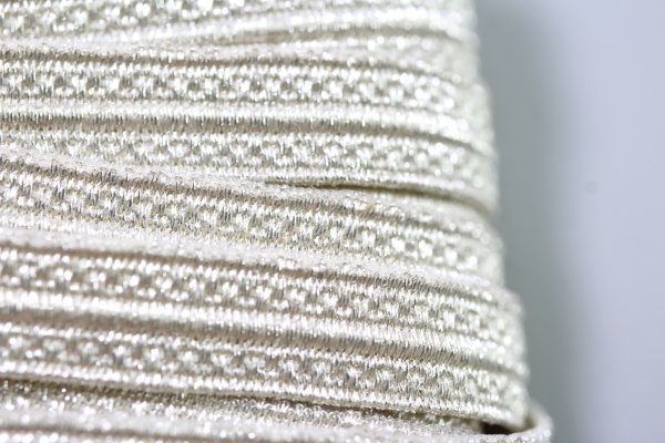 Tresse Uniform Silber Litze. Litzenbreite 7 mm