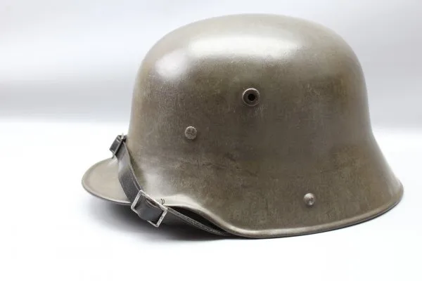 Deutsche Reich 1. Weltkrieg Stahlhelm M 16 ET 66 im Super Zustand