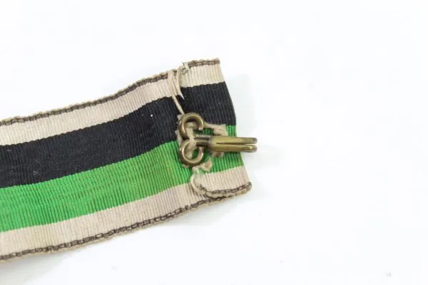 Brustband Ordensband in den Farben Weiß, schwarz, grün