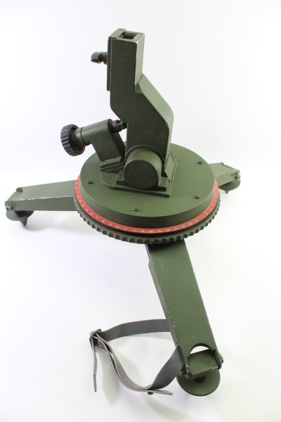NVA Carl Zeiss Jena tripod for EM 61 rangefinder, aiming circle