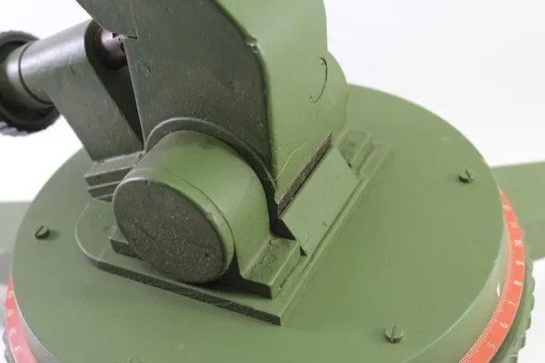 NVA Carl Zeiss Jena Dreibein Stativ für Entfernungsmesser EM 61