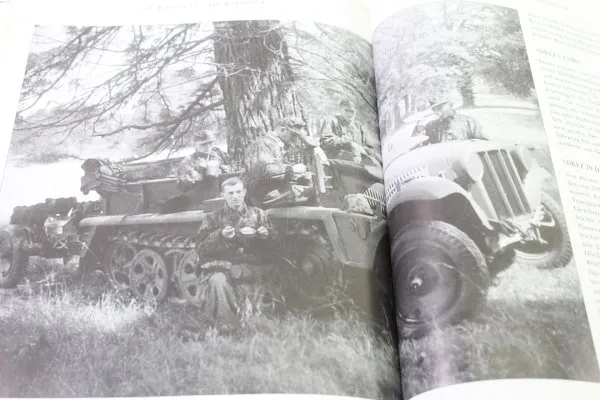 Die Waffen-SS: Ein Handbuch - 1933-1945