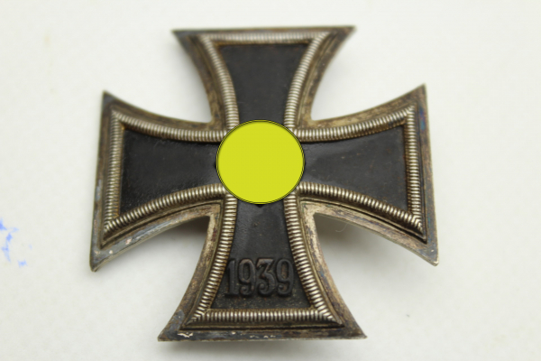 WW2 Iron Cross 1st Class Manufacturer 65, Klein and Quenzer EK1