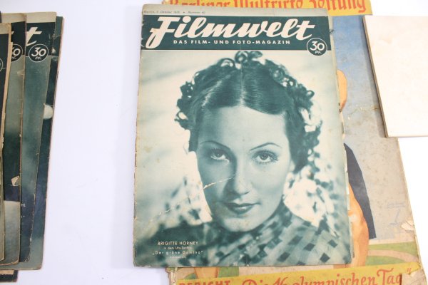 Collection of Berliner Illustrierte and Filmwelt newspapers