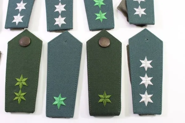 DDR / NVA bundle of various shoulder boards for ranks