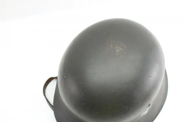 Wehrmacht Stahlhelm M42 NS66 mit einem Huber Jordan Emblem, Abzeichen und markiert