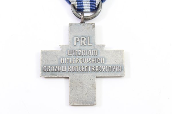 Gedenkkreuz des Konzentrationslagers Auschwitz aus dem 2. Weltkrieg