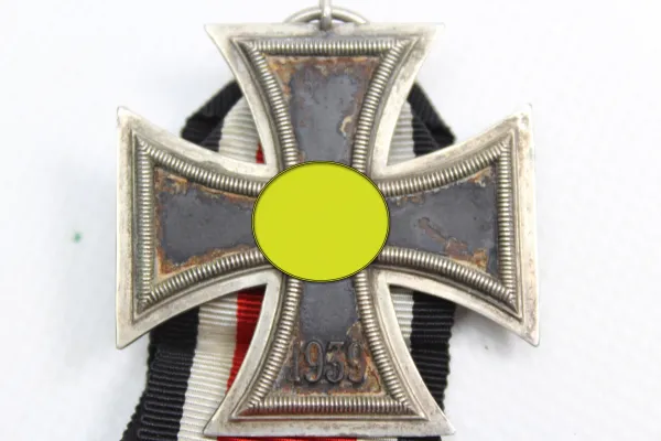 ww2 EK2 Iron Cross 2nd Class 1939 with maker 27 and ribbon section, rare