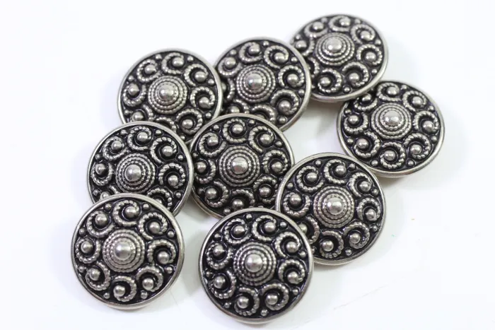 9 Stück Trachten / Uniform Kopf 22 mm