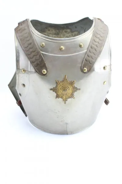 Helm und Kürass für Offiziere der preußischen Kürassier-Regimenter, um 1900 für Kinder