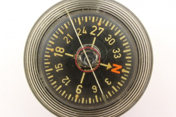 WW2 Wehrmacht Luftwaffe Requirement mark: Fl.23235 bracelet compass AK39 manufacturer Kadlec