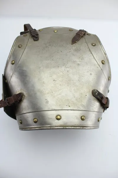 Helm und Kürass für Offiziere der preußischen Kürassier-Regimenter, um 1900 für Kinder