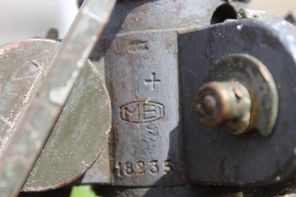 Wehrmacht kleines Gestell 31 für optische Geräte, Entfernungsmesser, Richtkreis, Scherenfernrohr Hersteller MEI sowie WaA