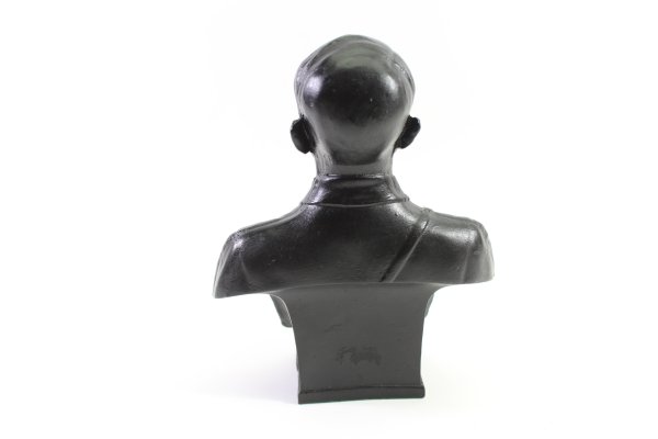 A.H. Künstler bust, desk decoration