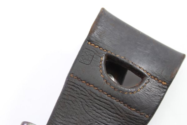 Schweizer Pionier Bajonett M1914 mit schönem Lederkoppelschuh im guten Zustand