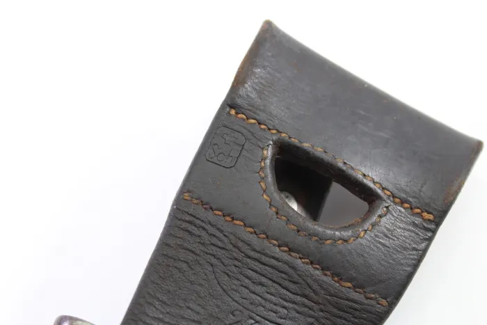 Swiss Pioneer M1914 bayonet with attractive leather belt loop in good condition