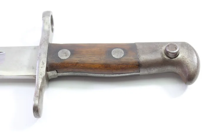 Swiss Pioneer M1914 bayonet with attractive leather belt loop in good condition