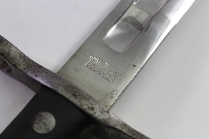 Swiss Pioneer M1914 bayonet with attractive leather belt loop in good condition