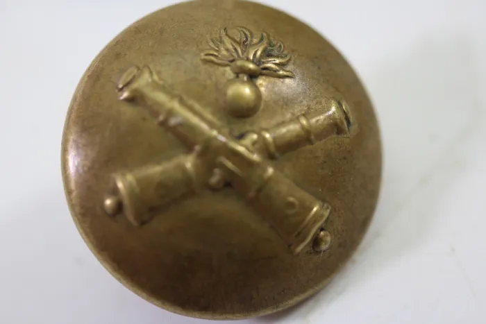 Metal buttons from a uniform tailor for artillery uniforms, price per button