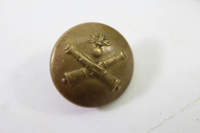 Metal buttons from a uniform tailor for artillery uniforms, price per button
