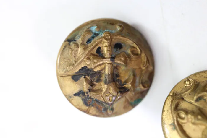 7 Metall Knöpfe Marine Ausgeh Uniform, Bestand aus einer alten Uniformschneiderei