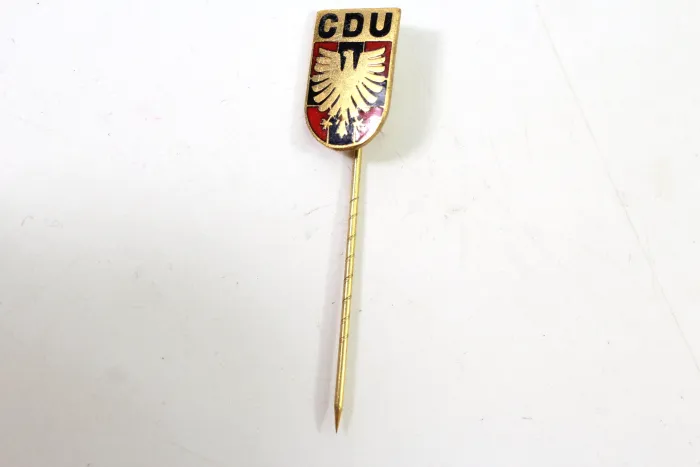 CDU honorary badge, 1950s, reverse side marked manufacturer Hofstätter Bonn
