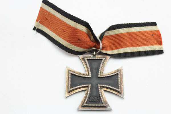 Eisernes Kreuz 2 Klasse 1939 am Bandabschnitt