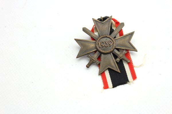 KVK Kriegsverdienstkreuz 2.Klasse am langem Band