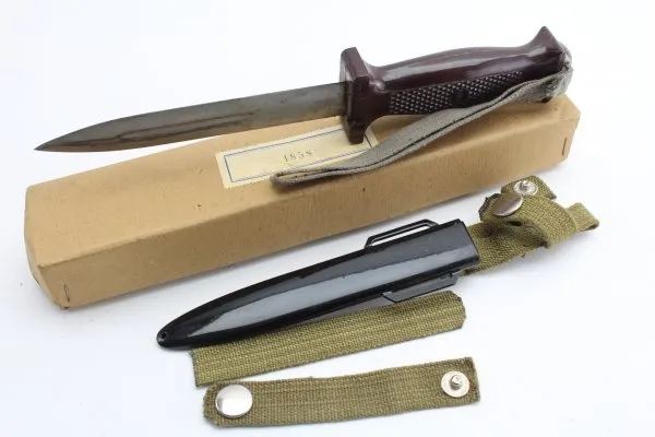 GDR NVA combat knife M66 in box - 2nd model 1951 - Rare to find!