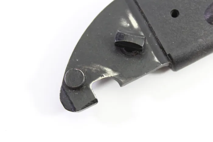 DDR NVA Kampfmesser KM 87 Überlebensmesser der Nationalen Volksarmee, komplett mit Überlebenskapsel