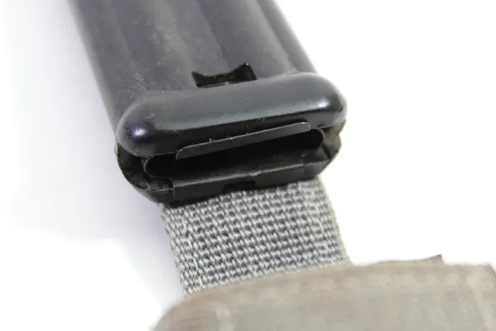 DDR NVA Kampfmesser KM 87 Überlebensmesser der Nationalen Volksarmee, komplett mit Überlebenskapsel