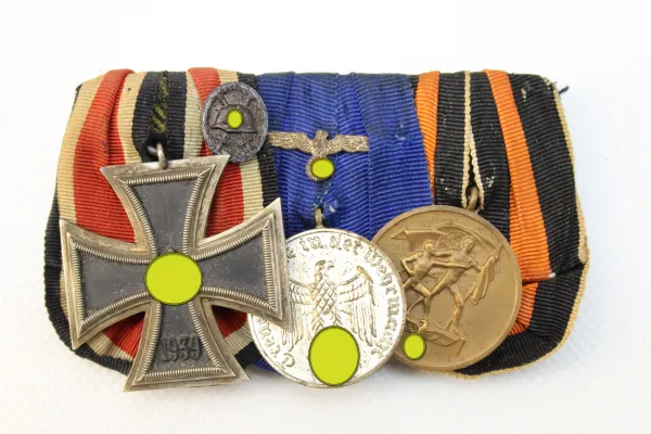 Eisernes Kreuz 2 Klasse 1939 Spange 3 Fach, Dienstauszeichnung der Wehrmacht u Medaille zur Erinnerung an den 1. Oktober 1938, VWa