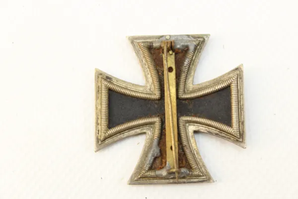 ww2 Umgebautes Eisernes Kreuz 2. Klasse zum EK1