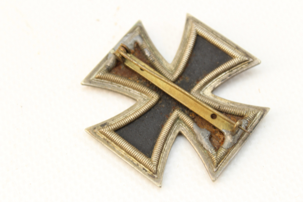 ww2 Umgebautes Eisernes Kreuz 2. Klasse zum EK1