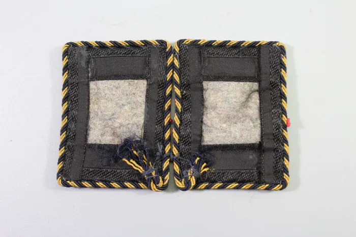 Reichsbahn collar tabs with gold embroidery