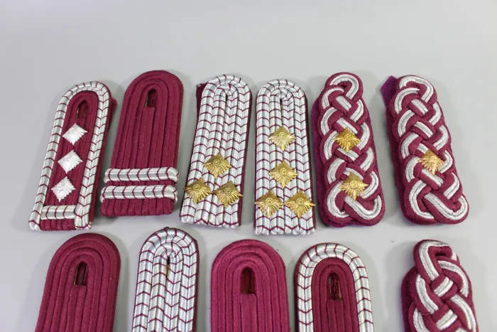 Konvolut Schulterklappen der NVA / DDR