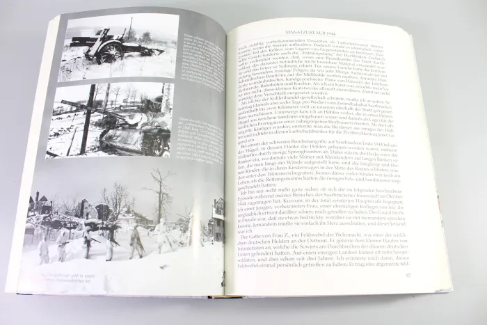 Book "SS Panzergrenadier: As a 17-year-old volunteer in the final battles of 1944/45" by Hans Schmidt.